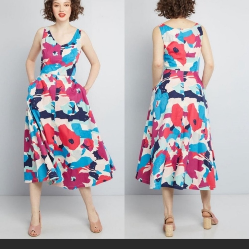 ModCloth Emily Fin Miss Magnificent dress size S abstract floral print